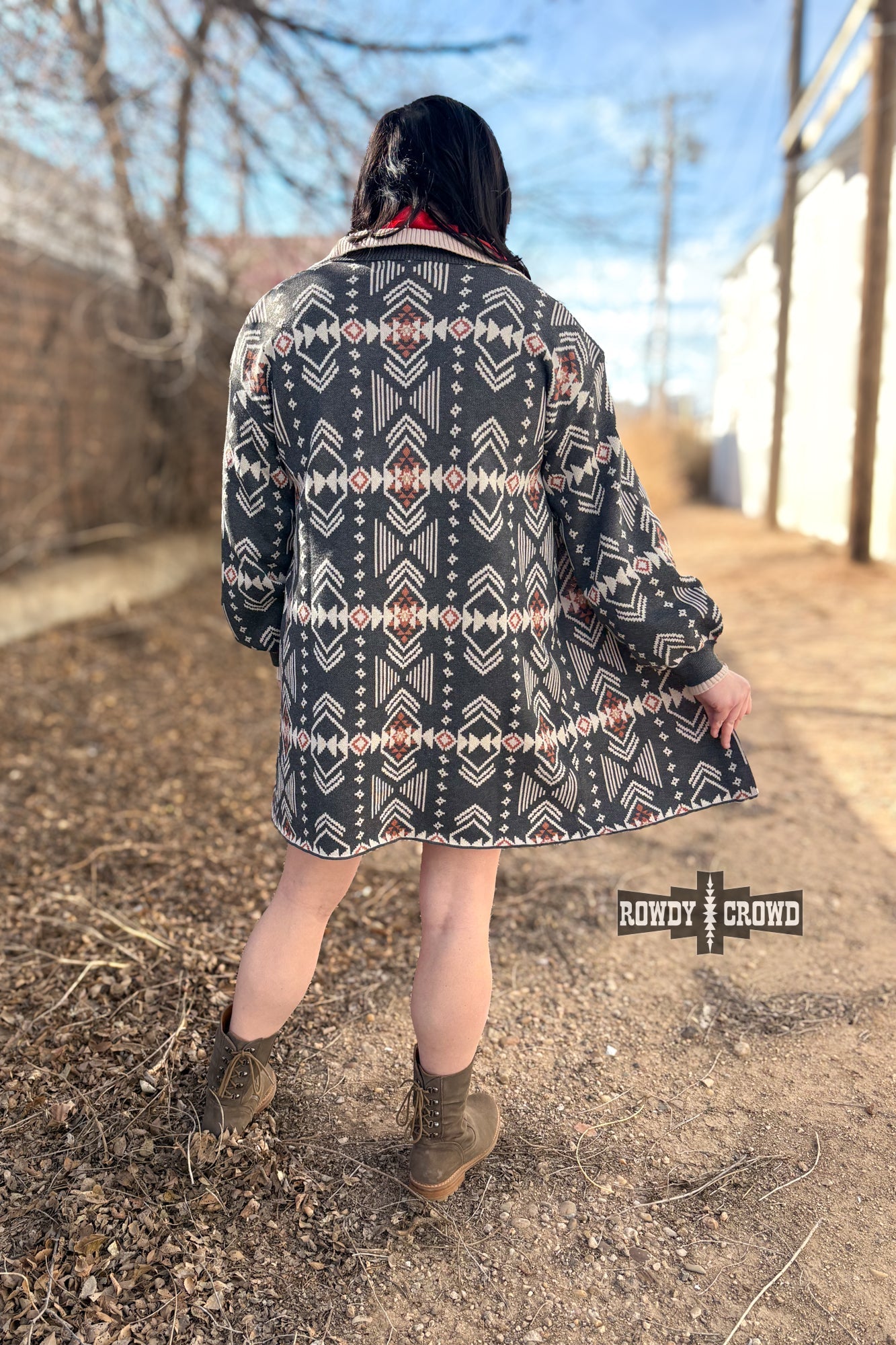 Crossfire Cardigan - Snoody Scents